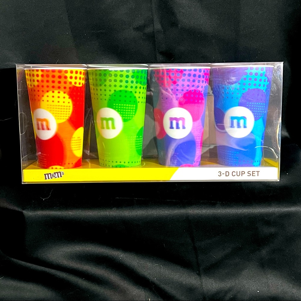 3D M&M 20oz Plastic Cups by Mars Candies!